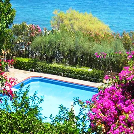 Douka Sea Front Residencies Monemvasia