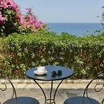 Douka Sea Front Residencies Daire Monemvasía