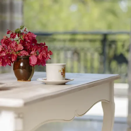 Douka Sea Front Residencies Apartament