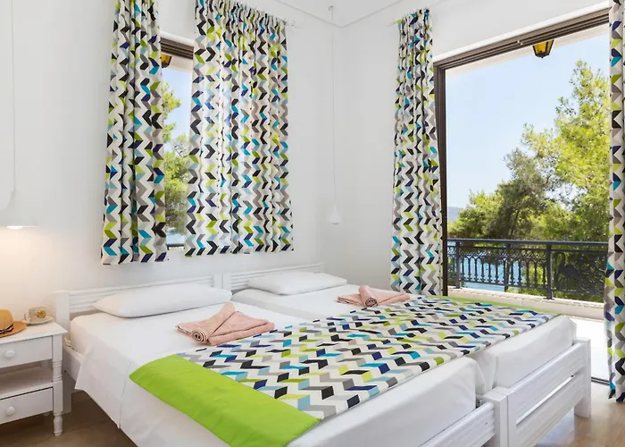 Douka Sea Front Residencies 아파트 모넴바시아