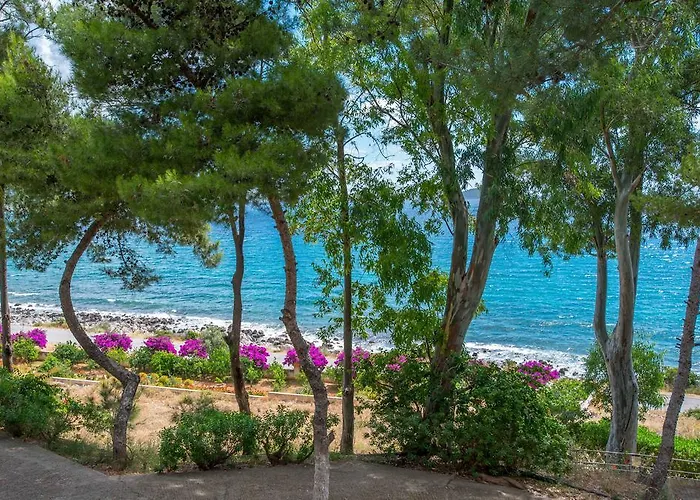 Douka Sea Front Residencies *