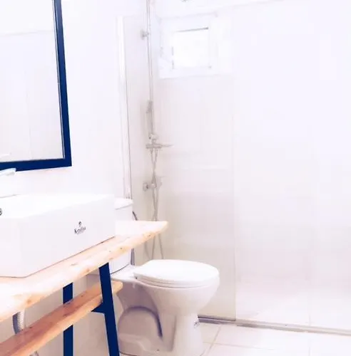 Douka Sea Front Residencies 아파트 모넴바시아