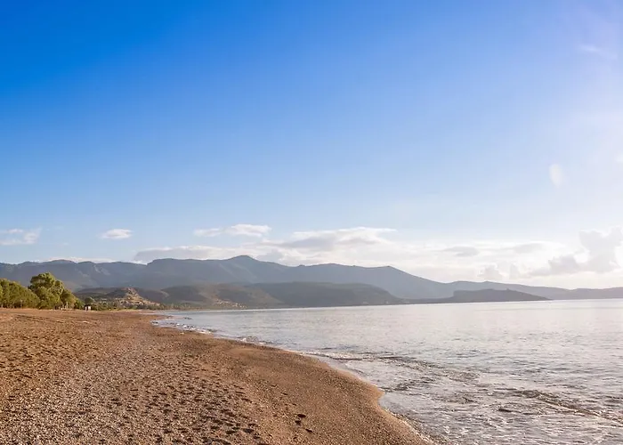 Douka Sea Front Residencies 모넴바시아