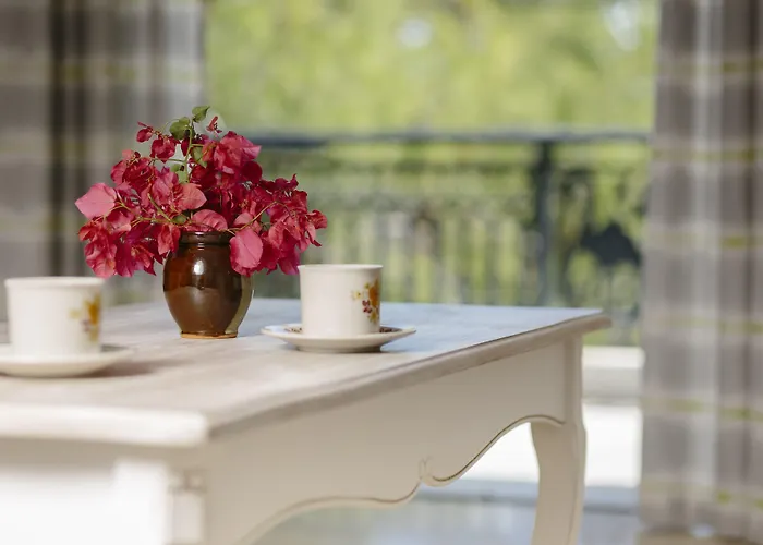 Douka Sea Front Residencies 아파트