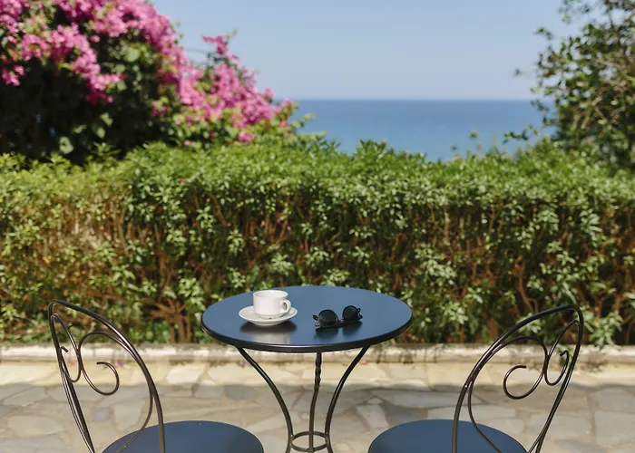 Douka Sea Front Residencies 아파트 모넴바시아