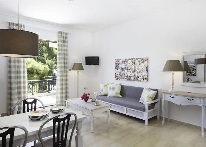 아파트 Douka Sea Front Residencies