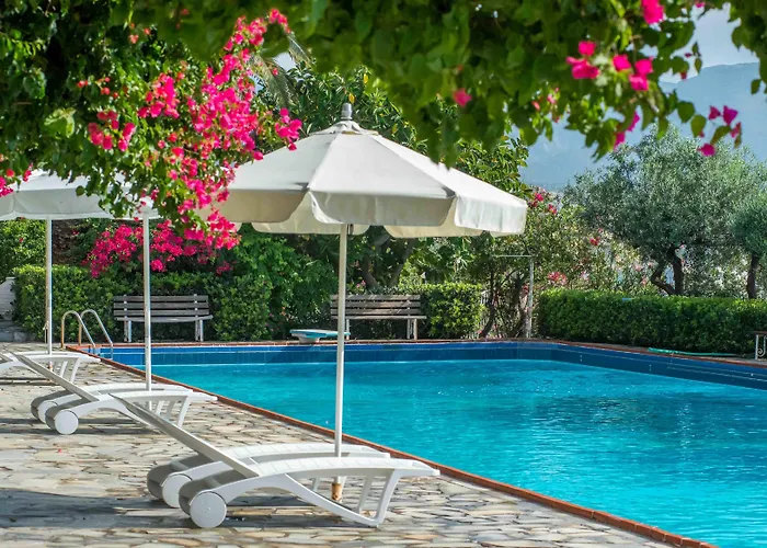 Douka Sea Front Residencies * 모넴바시아