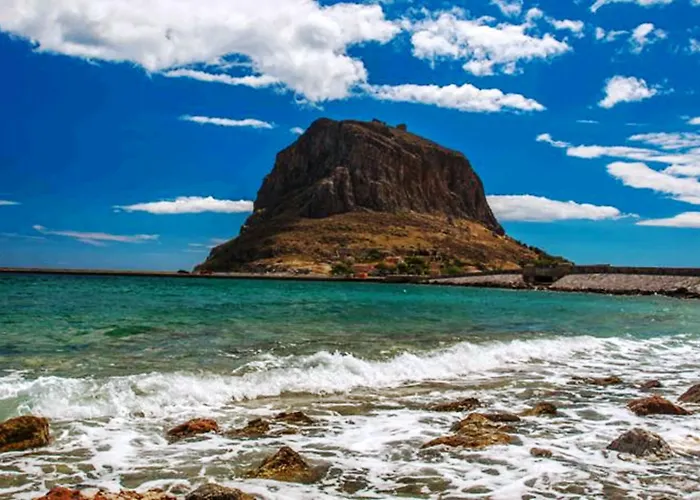 아파트 Douka Sea Front Residencies *