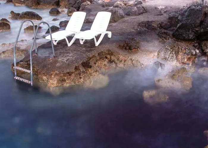 아파트 Douka Sea Front Residencies *